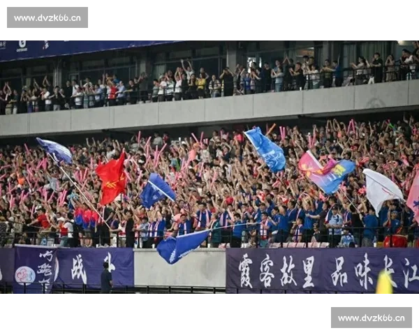 苏超单场观众破 3 万创历史，长三角球迷专列点燃热潮